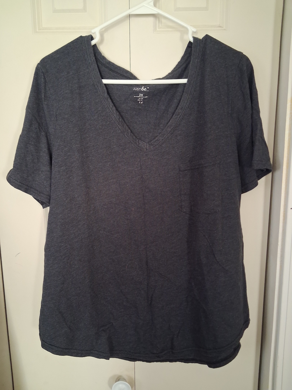 just be Dark Charcoal V-Neck Pocket Tee - Women's